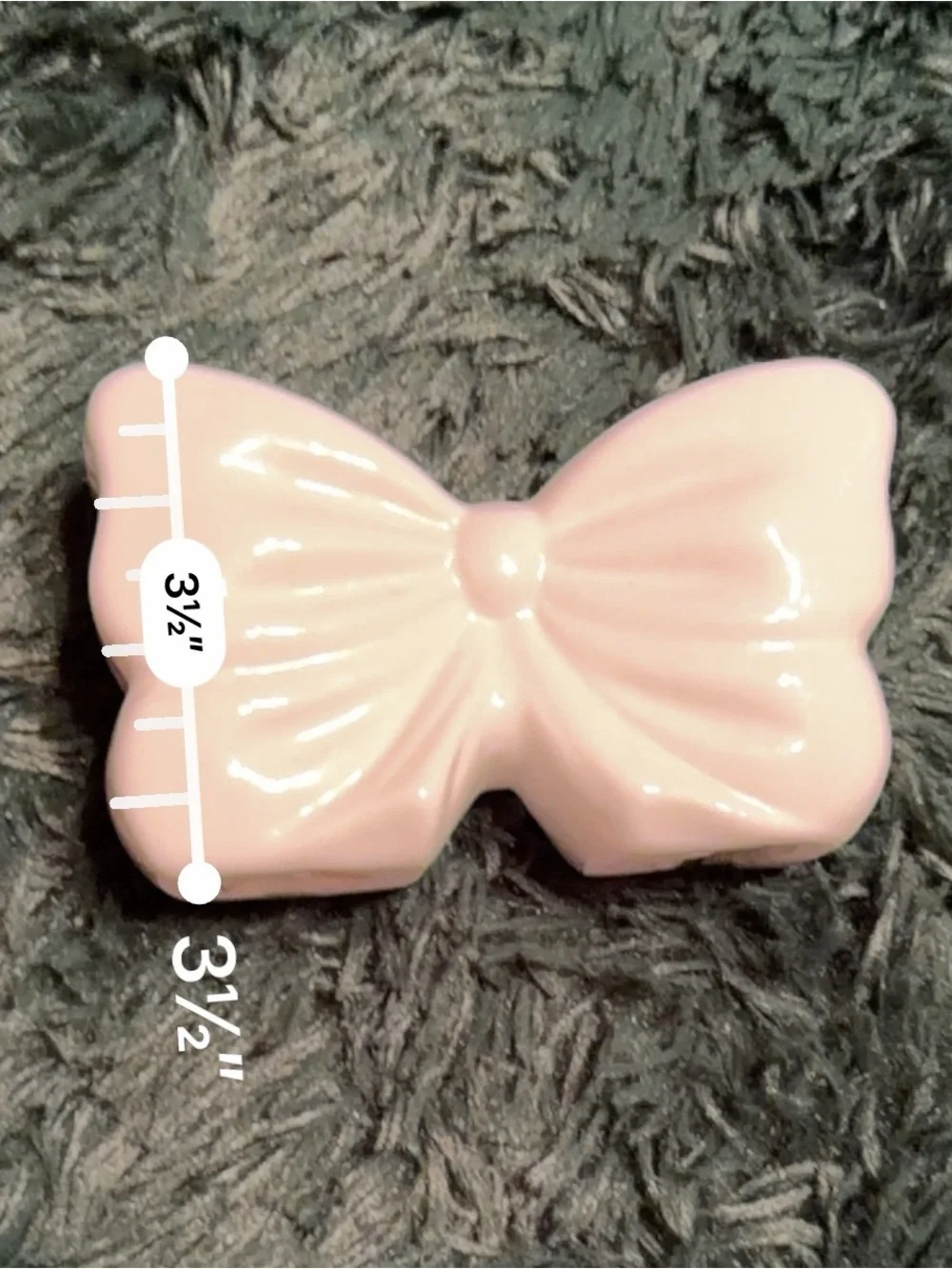 3/$25 ✨ White Ceramic Bow Double Taper Candle Holder